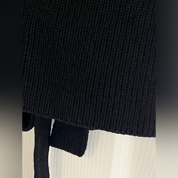 Aritzia Wilfred Cayenne Knit Crop Top Size S Black - Picture 4 of 8